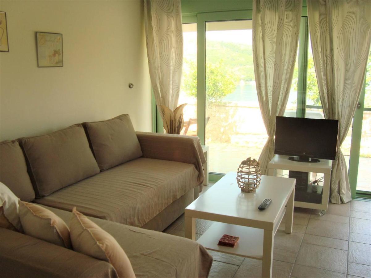 Spartokhórion Meganisi Blue Apartment מראה חיצוני תמונה